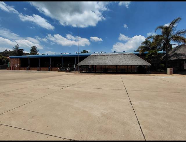 1,849M² WAREHOUSE TO LET IN POMONA